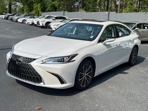 2025 Lexus ES 300h F SPORT Design