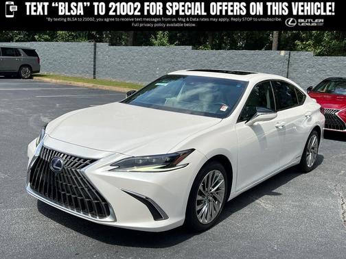 2022 Lexus ES 300h Ultra Luxury