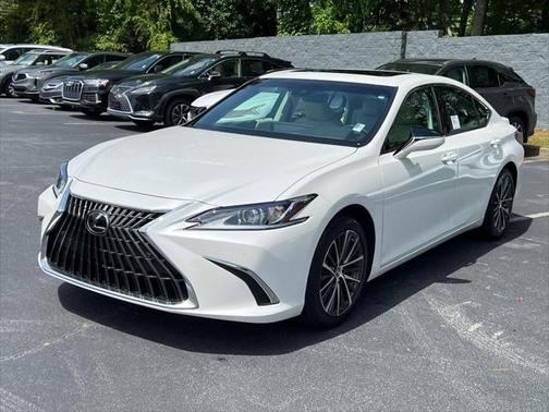 2025 Lexus ES 300h Base