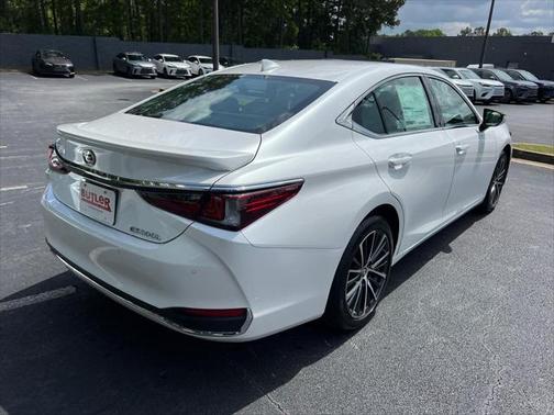 2025 Lexus ES 300h Base