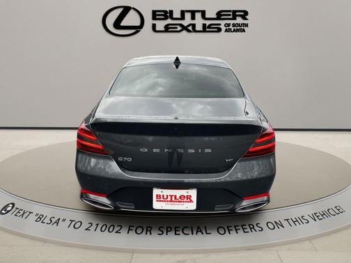 2022 Genesis G70 3.3T RWD
