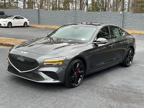2022 Genesis G70 3.3T RWD