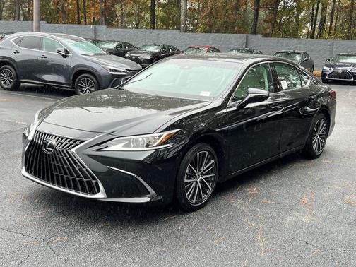 2025 Lexus ES 350 Base