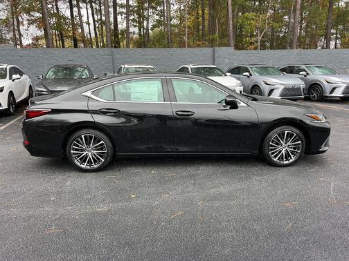 2025 Lexus ES 350 Base