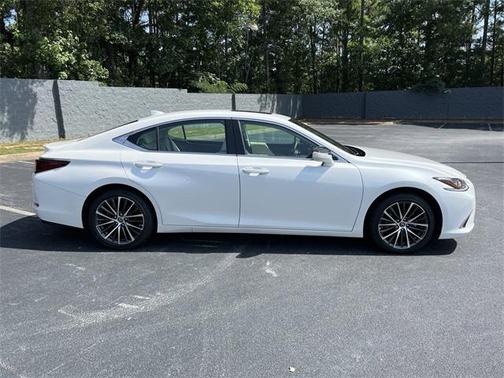 Eminent White Pearl 2022 Lexus ES 350 Base