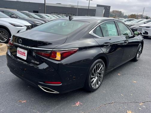 2025 Lexus ES 350 Ultra Luxury