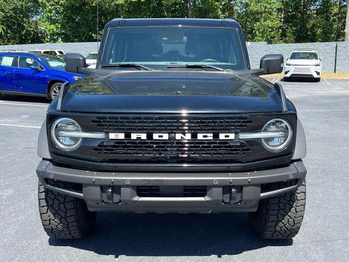 Shadow Black 2022 Ford Bronco Wildtrak