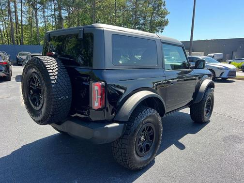 Shadow Black 2022 Ford Bronco Wildtrak