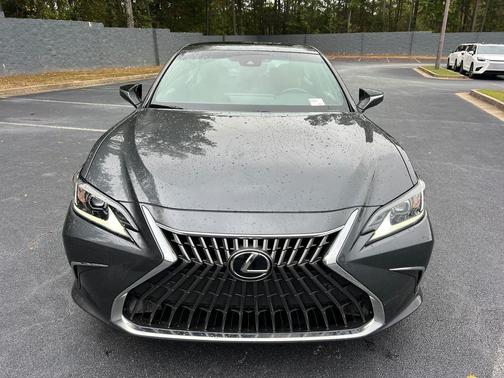 2022 Lexus ES 350 Base