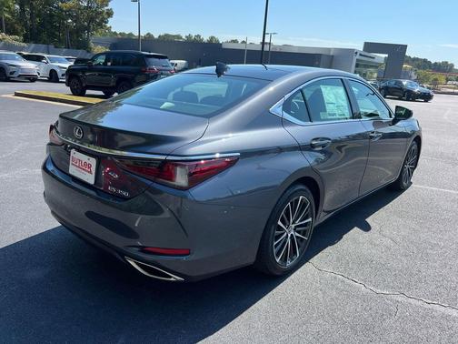 2025 Lexus ES 350 Base