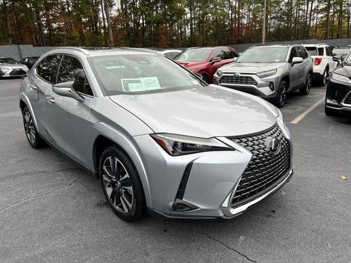 2025 Lexus UX 300h Premium