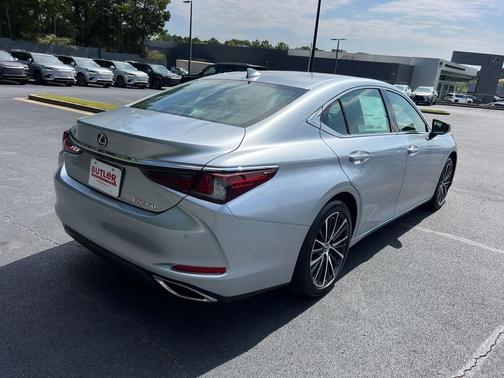 2025 Lexus ES 350 Base