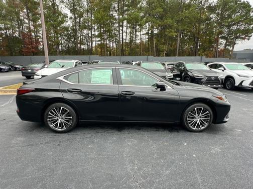 2025 Lexus ES 350 Base