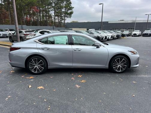 2025 Lexus ES 350 Base