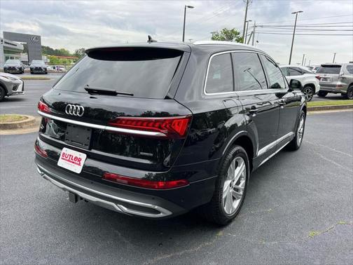 2023 Audi Q7 45 Premium