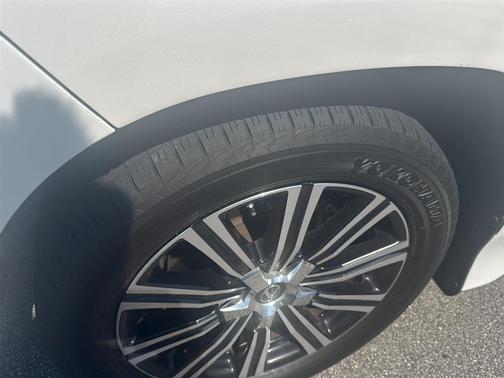 2020 Lexus LX 570 Three-Row