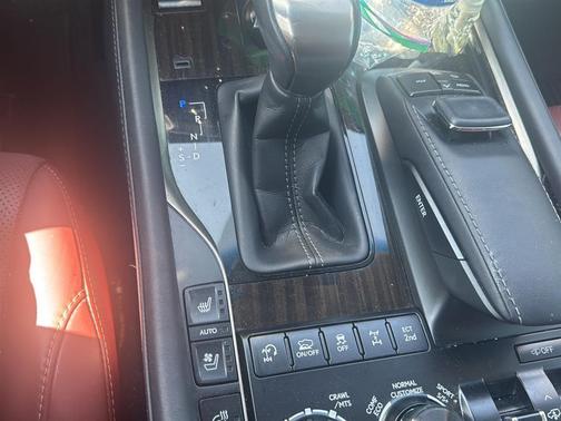 2020 Lexus LX 570 Three-Row