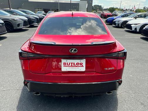 Infrared 2023 Lexus IS 350 Base
