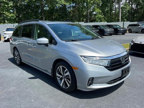 Lunar Silver Metallic 2021 Honda Odyssey Touring