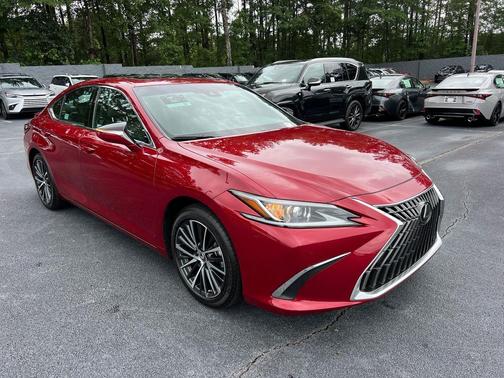 Matador Red Mica 2025 Lexus ES 300h F SPORT Design