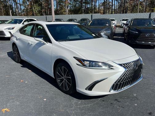 2025 Lexus ES 350 Base