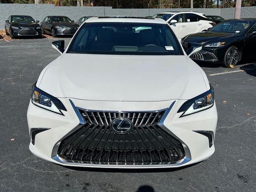 2025 Lexus ES 350 Base