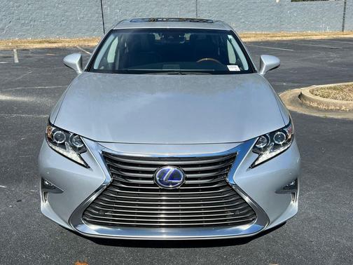 2018 Lexus ES 300h Base