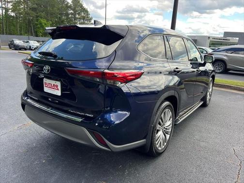 2023 Toyota Highlander Platinum