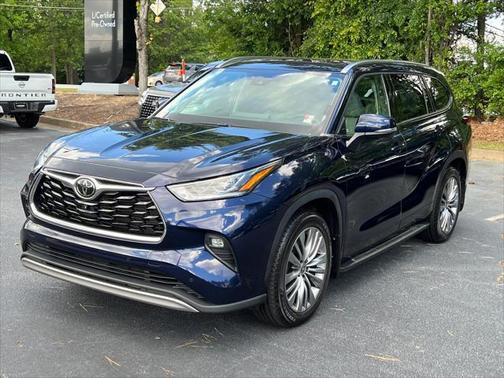 2023 Toyota Highlander Platinum
