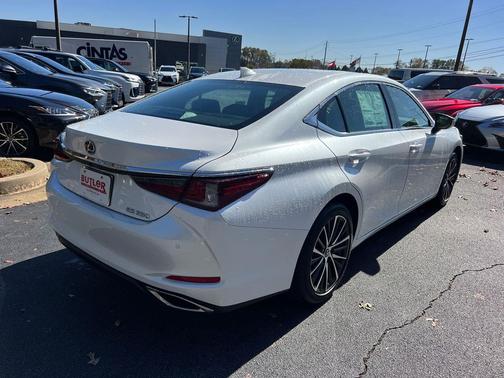 2025 Lexus ES 350 Base