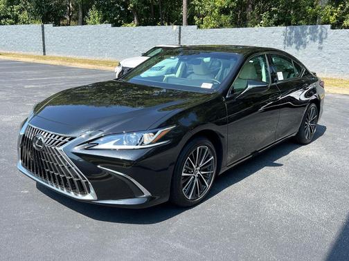 2025 Lexus ES 300h Base