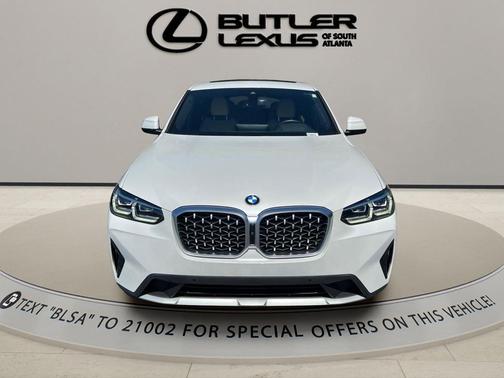 Mineral White Metallic 2025 BMW X4 xDrive30i