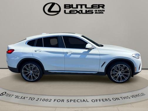 Mineral White Metallic 2025 BMW X4 xDrive30i