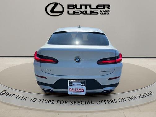 Mineral White Metallic 2025 BMW X4 xDrive30i