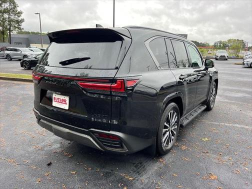 2025 Lexus LX 600 Premium