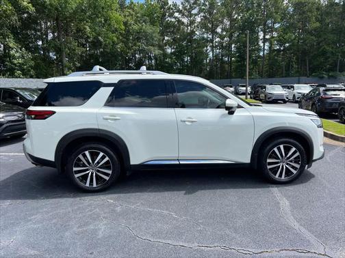 2024 Nissan Pathfinder Platinum FWD