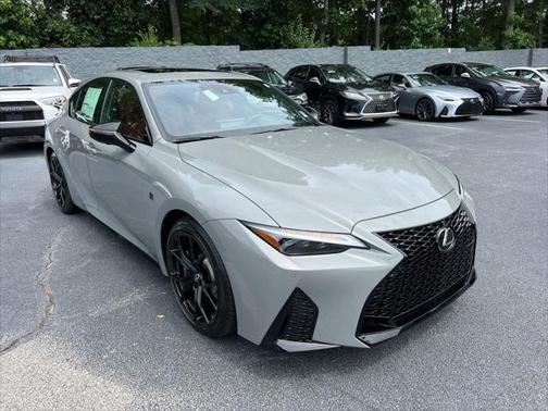2024 Nissan Pathfinder Platinum FWD