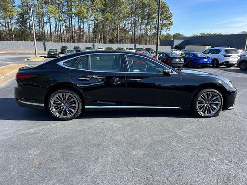 2022 Lexus LS 500 Base