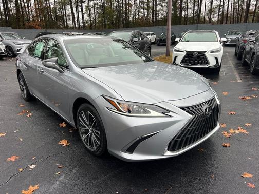 2025 Lexus ES 350 Base