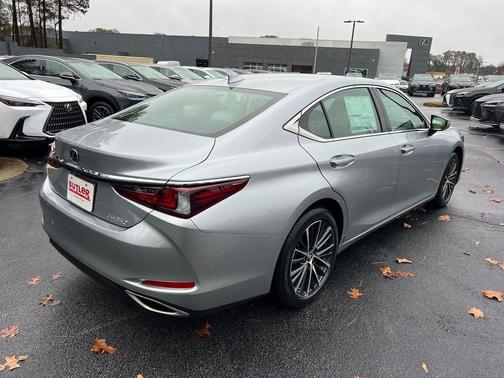 2025 Lexus ES 350 Base
