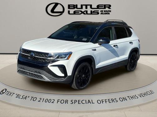 2024 Volkswagen Taos 1.5T SE Black