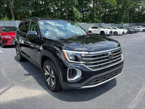 2025 Volkswagen Atlas 2.0T SE