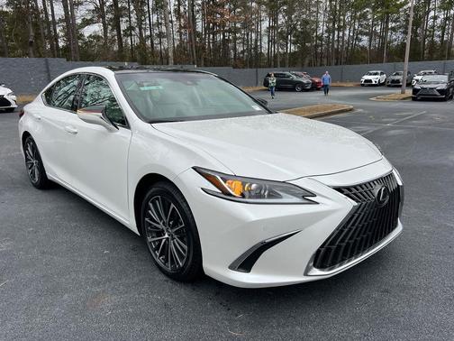 2023 Lexus ES 350 Base