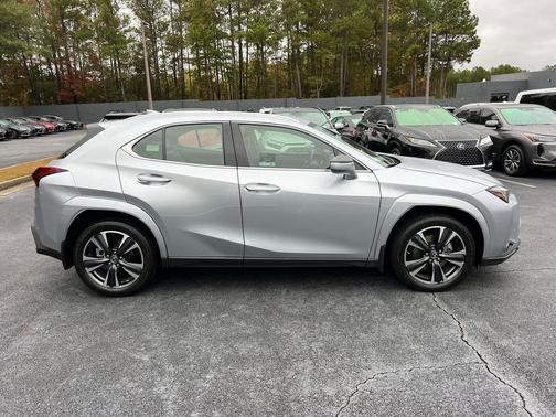 2023 Lexus UX 250h Base