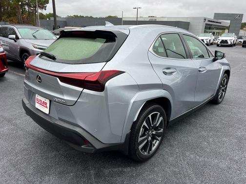 2023 Lexus UX 250h Base