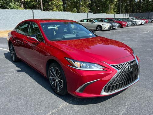 2025 Lexus ES 350 Base