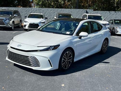 2025 Toyota Camry XLE