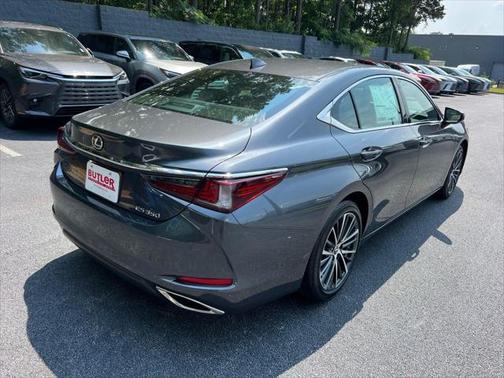 2025 Lexus ES 350 Base