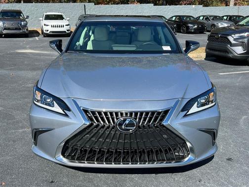 2025 Lexus ES 350 Base