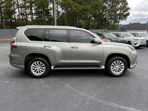 2022 Lexus GX 460 Premium